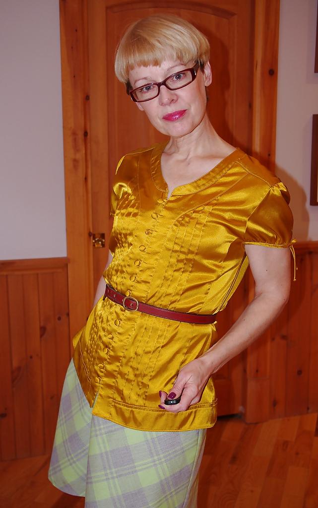25P Satin Amateurs 4