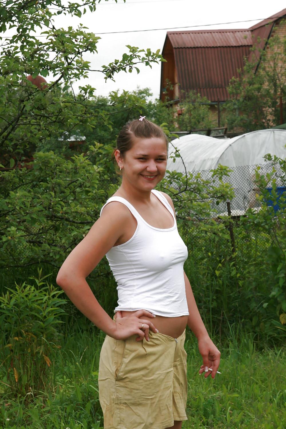 20P Braless in white shirt 2.
