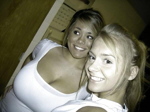 25P Big tit webcam 