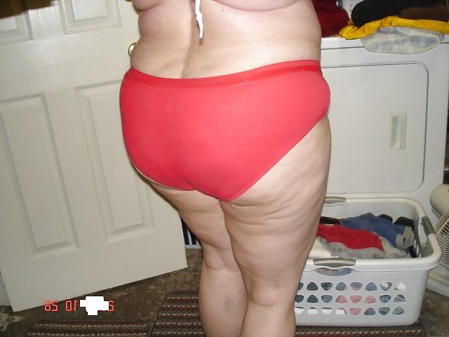 6P Saggy Wife
