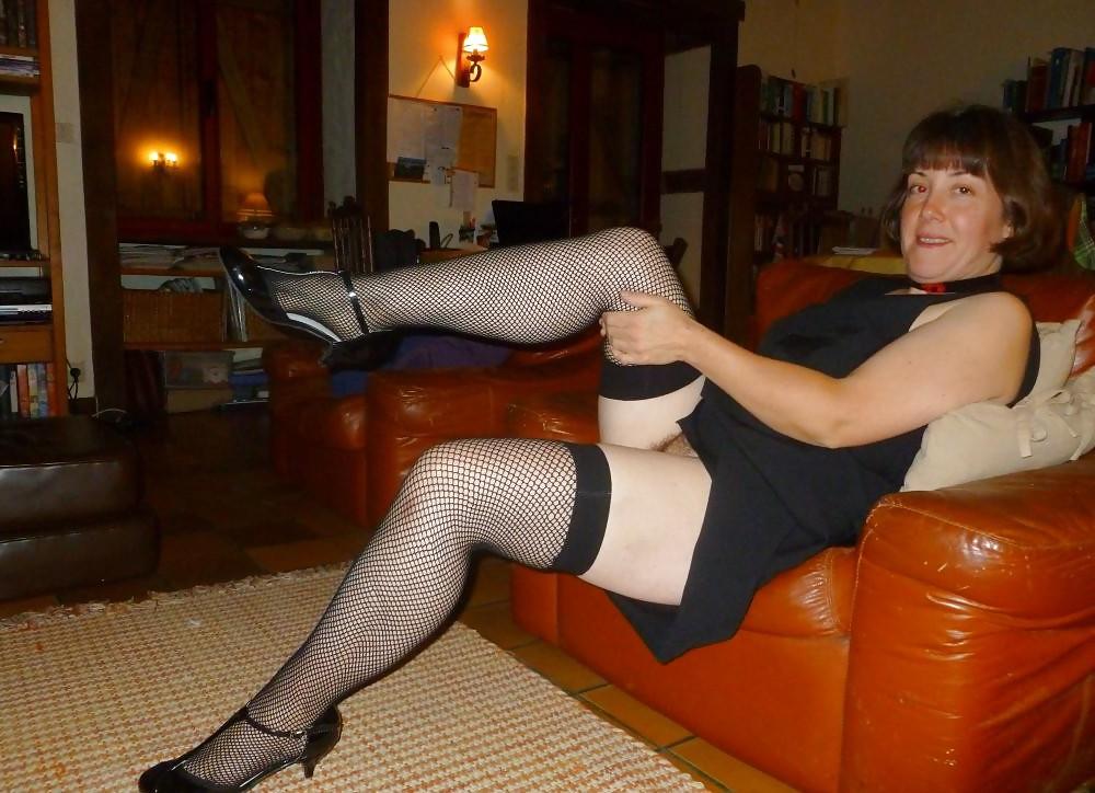 6P Sexy in fishnet stockings