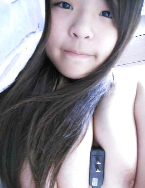 23P Taiwanese School girl naked