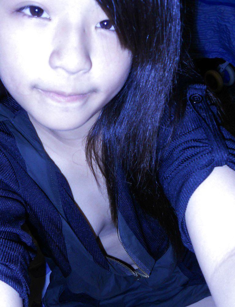 23P Taiwanese School girl naked