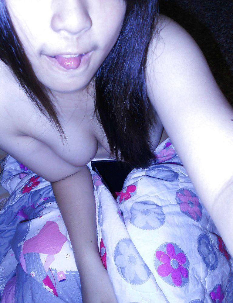 23P Taiwanese School girl naked