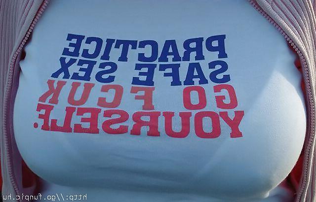 25P Follow what written on T-shirts