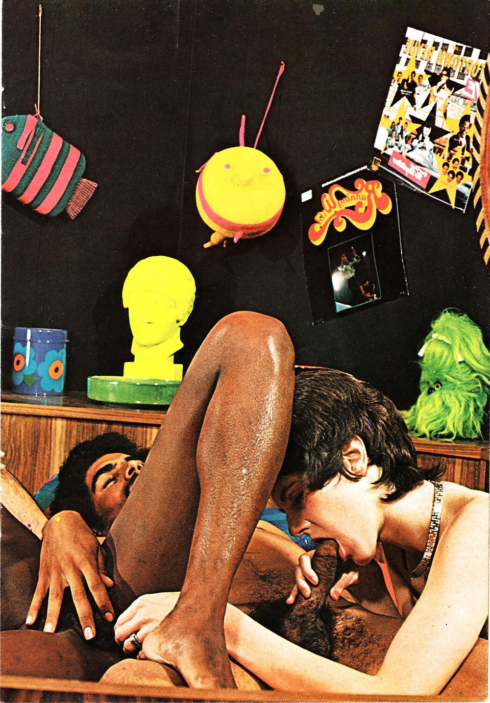 25P Vintage Interracial Group Sex