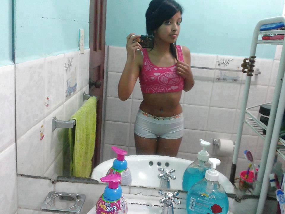 25P Sexy Latina Babes 6