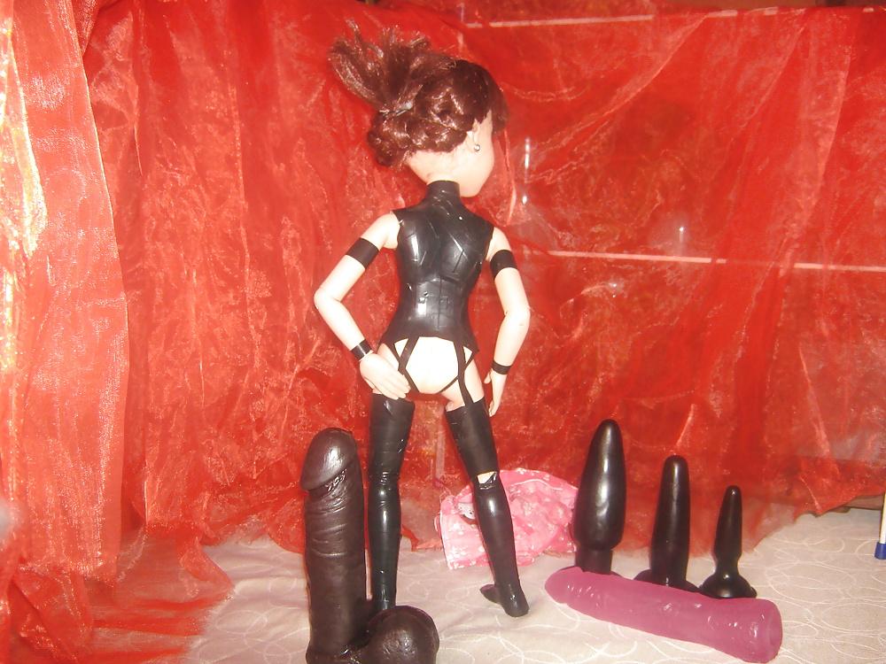 25P Katy Goes Latex