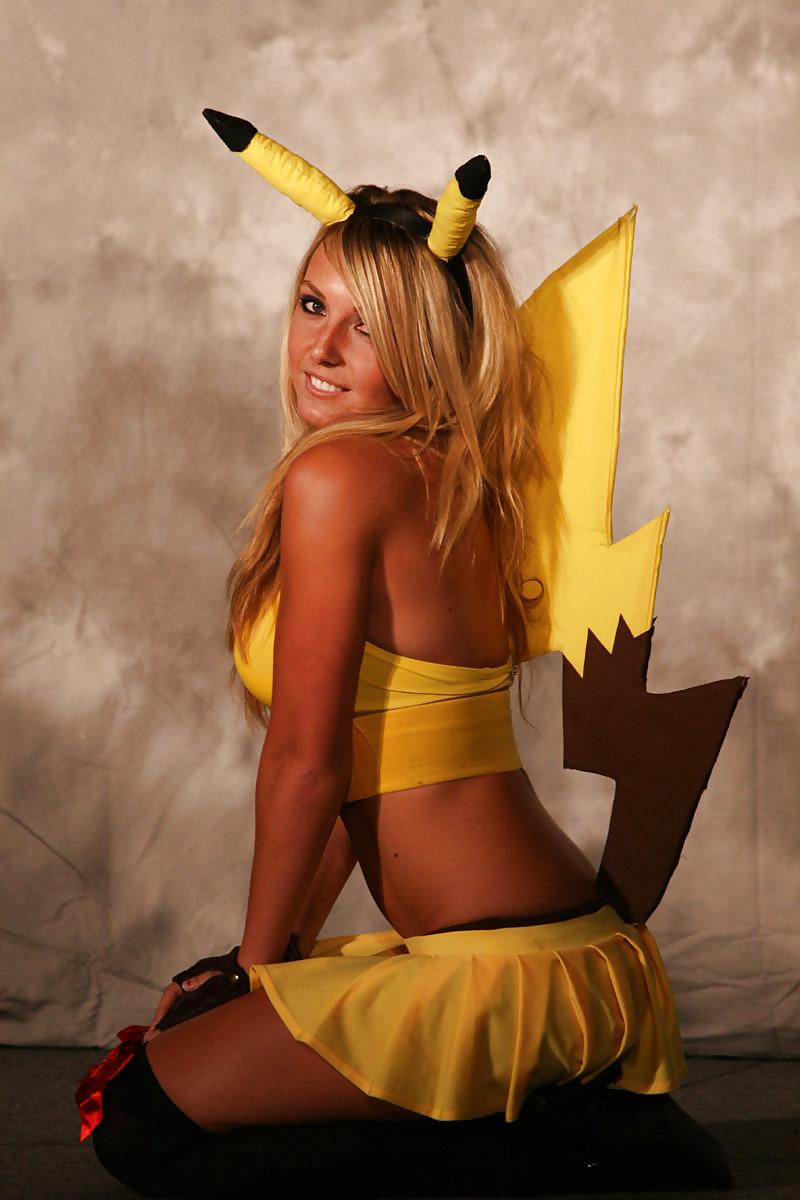 25P Wanking Material: Jessica Nigri.