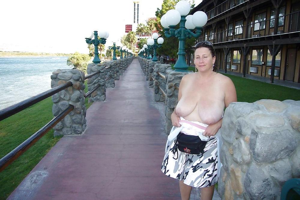20P Saggy tits 86.