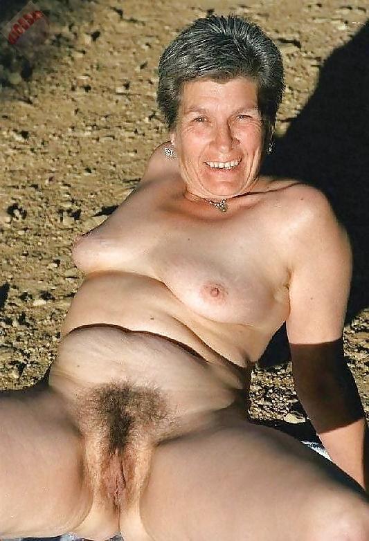 25P Hairy women 4