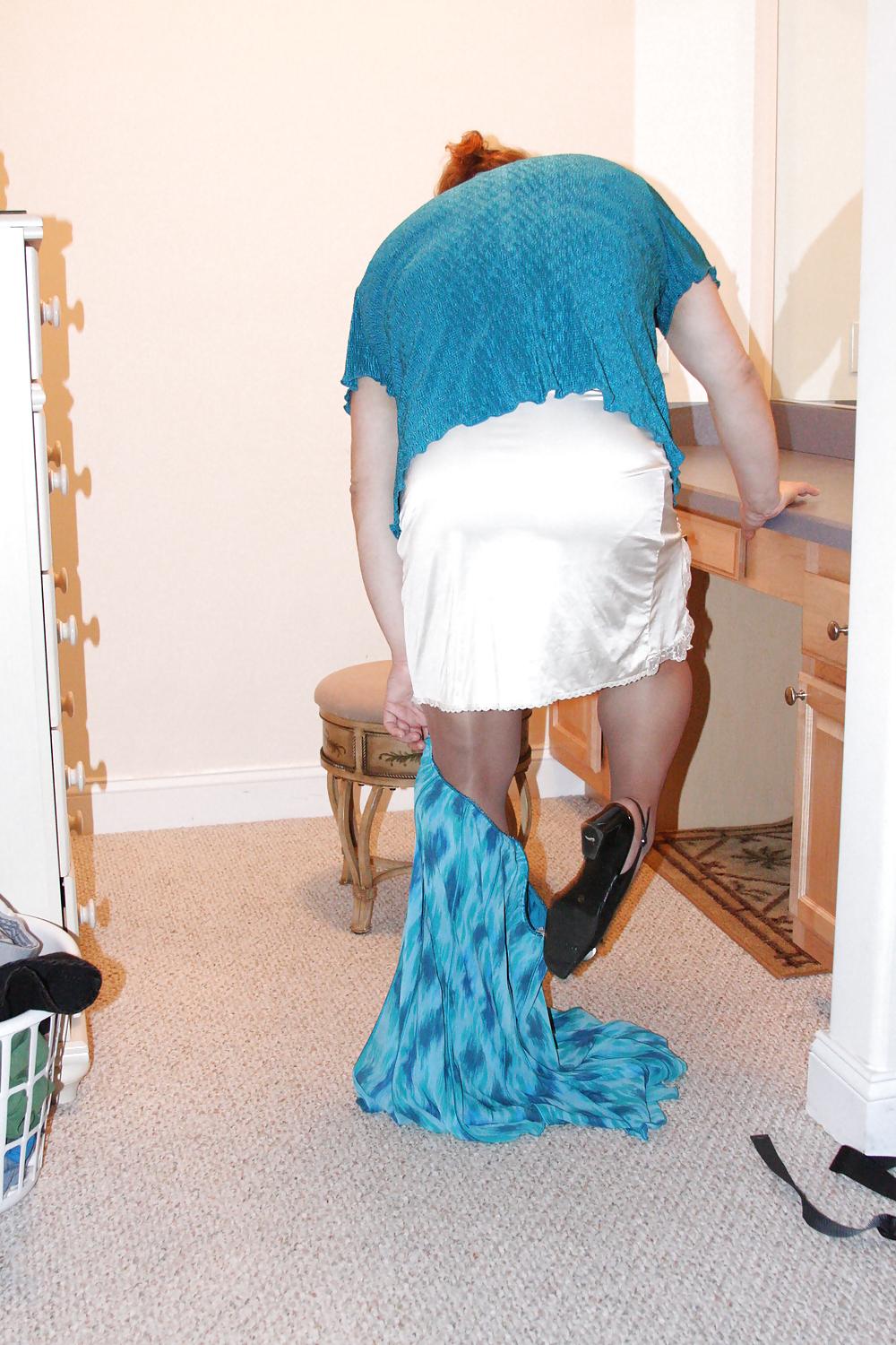 19P Wife in Panties and Pantyhose