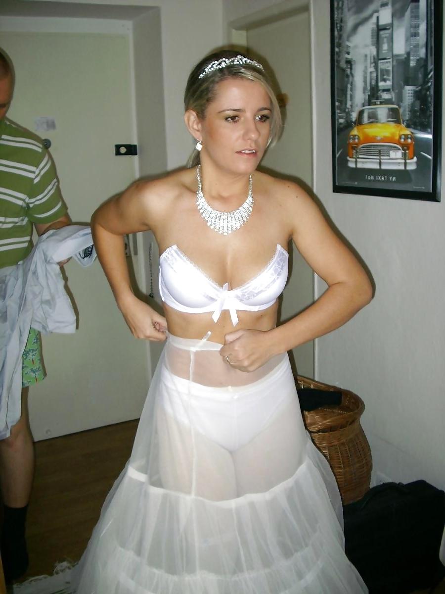 25P Wedding Girls.. Brides
