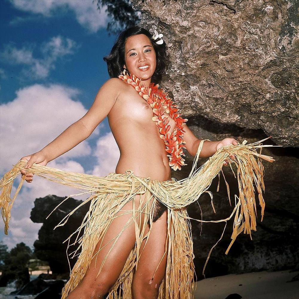 18P Hawaii - Hairy tanlines