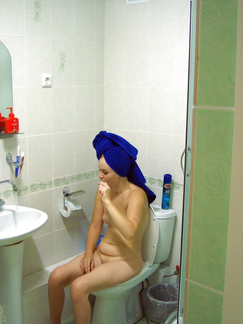 25P Russian young couples