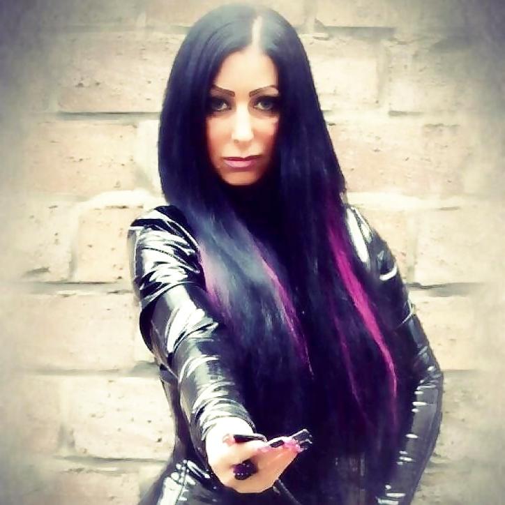 25P Sexy Women in Latex #3