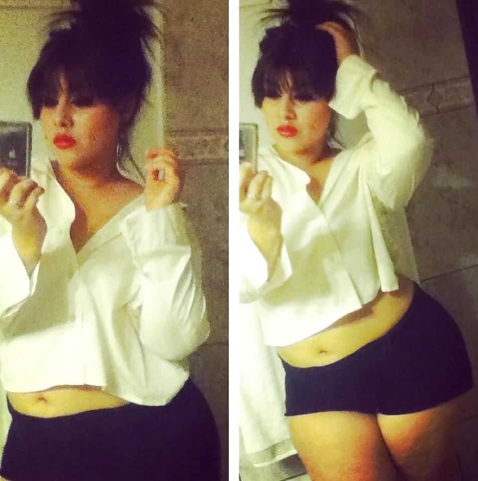 18P Thick tattooed Latina