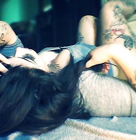 18P Thick tattooed Latina