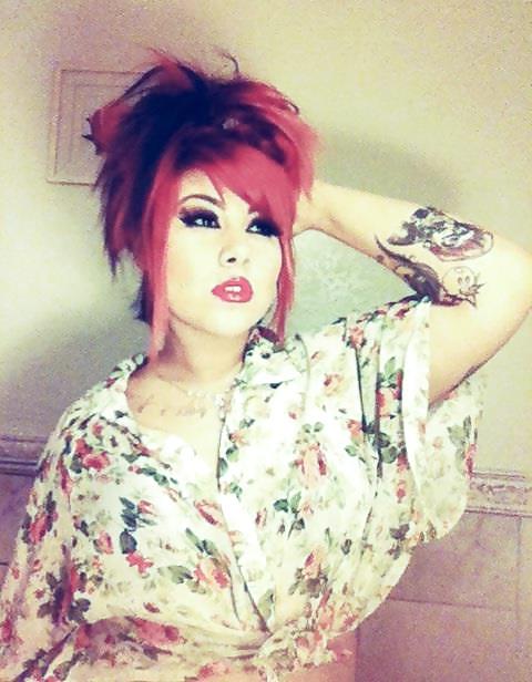 18P Thick tattooed Latina
