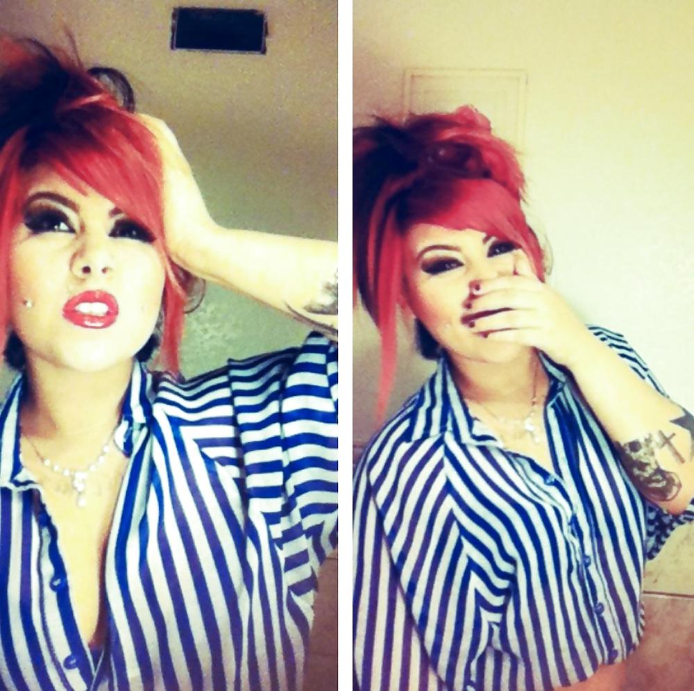 18P Thick tattooed Latina