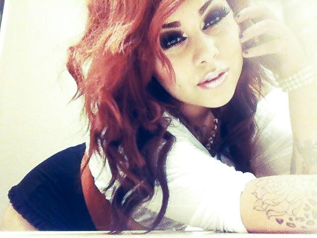 18P Thick tattooed Latina