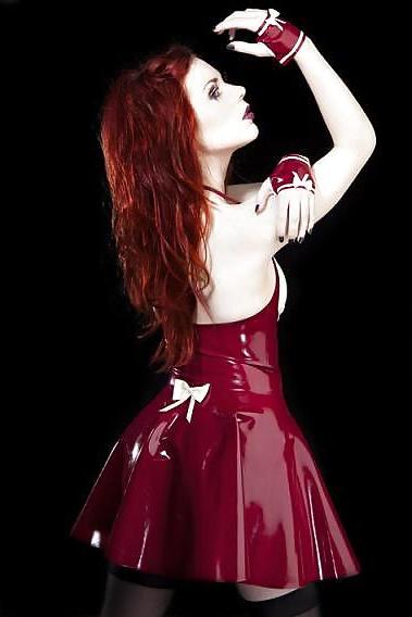 25P Hot And Sexy Latex Ladys