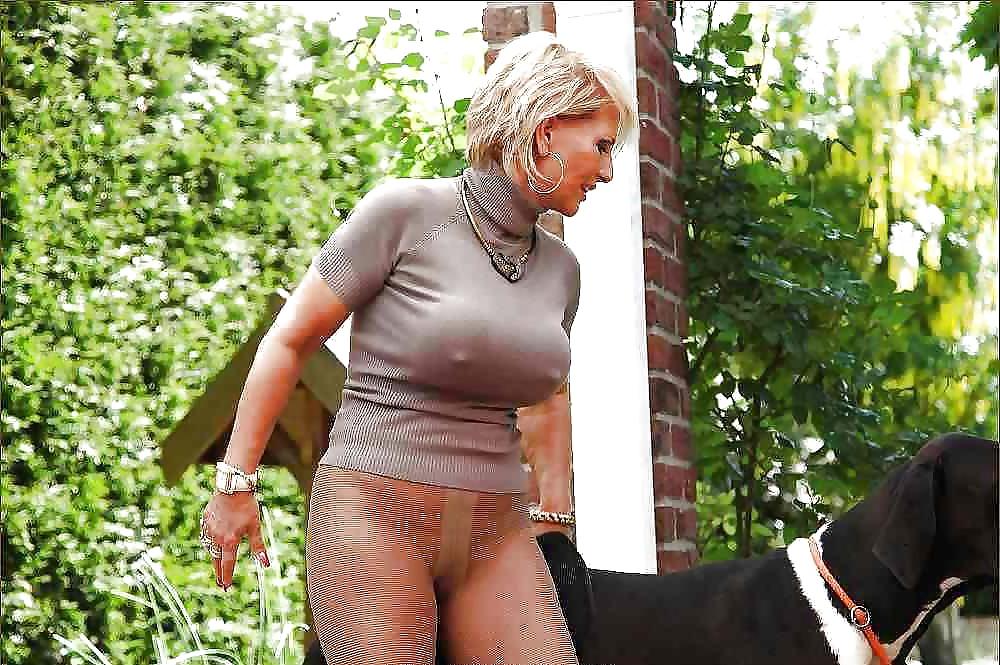 20P Milf and wife in stocking