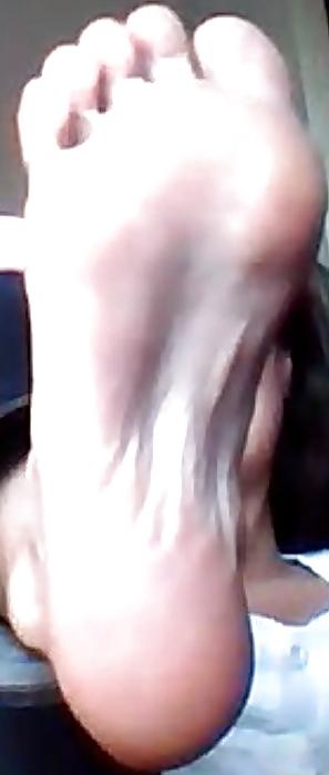 14P Webcam FEET!