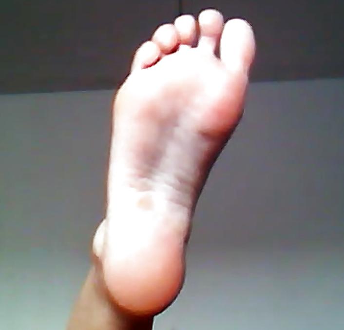 14P Webcam FEET!