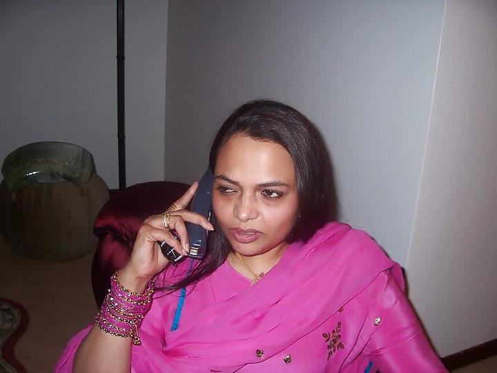 5P Sexy Bhabhi Jaan