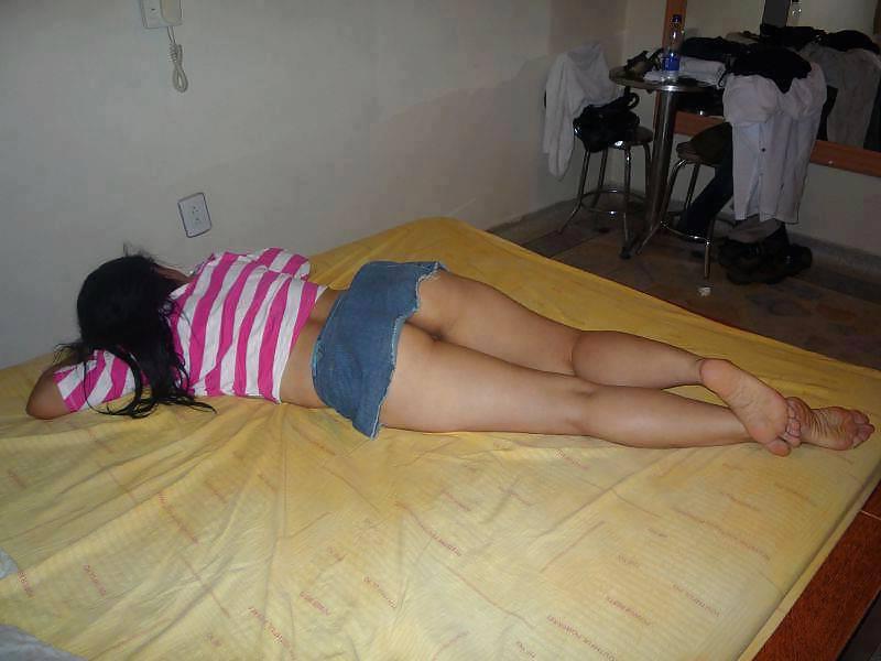 25P Latina Upskirts