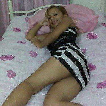 25P Latina Upskirts