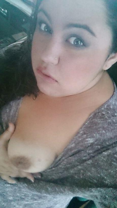19P Latina kik Photos