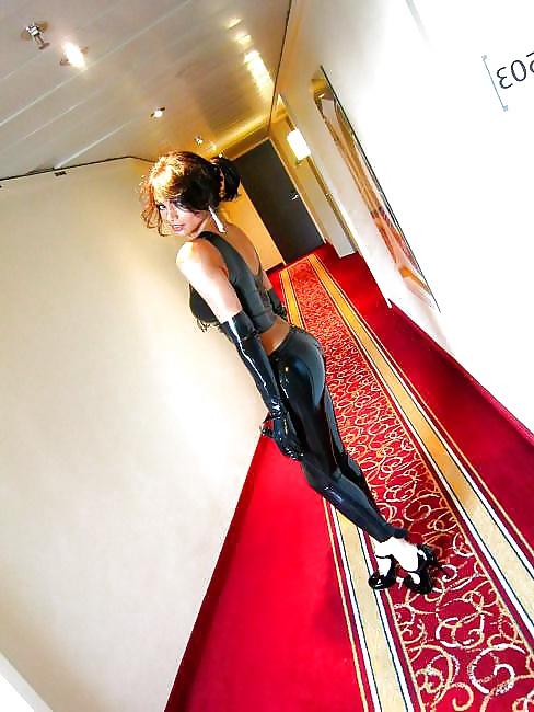 25P Sexy Women In Latex #14