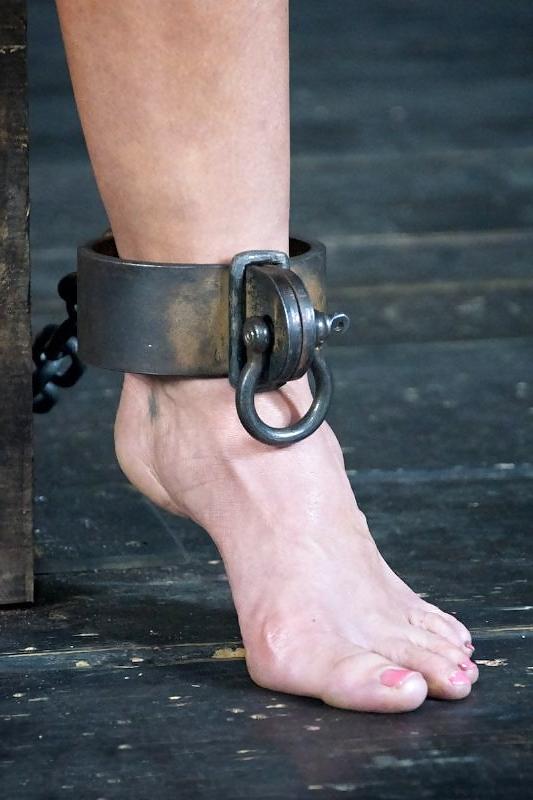 13P Bdsm
