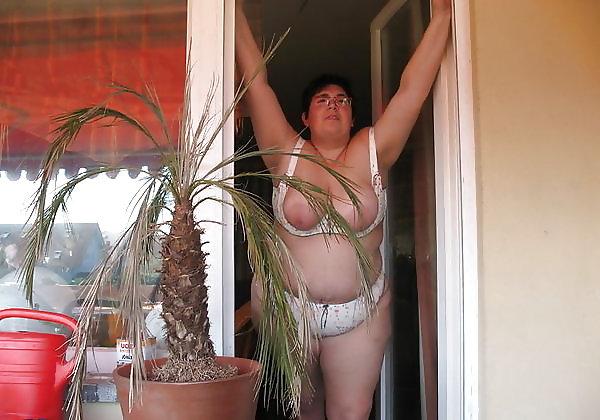 20P Saggy tits 89.
