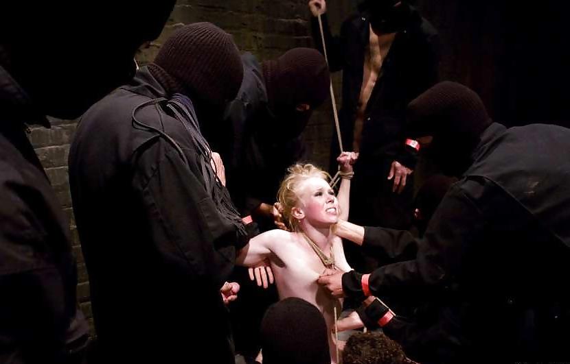 25P Sarah Jane Ceylon bdsm mix
