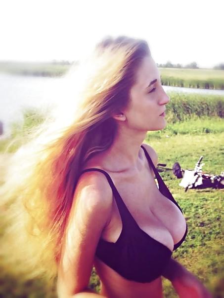 25P Busty blond teen comment hard