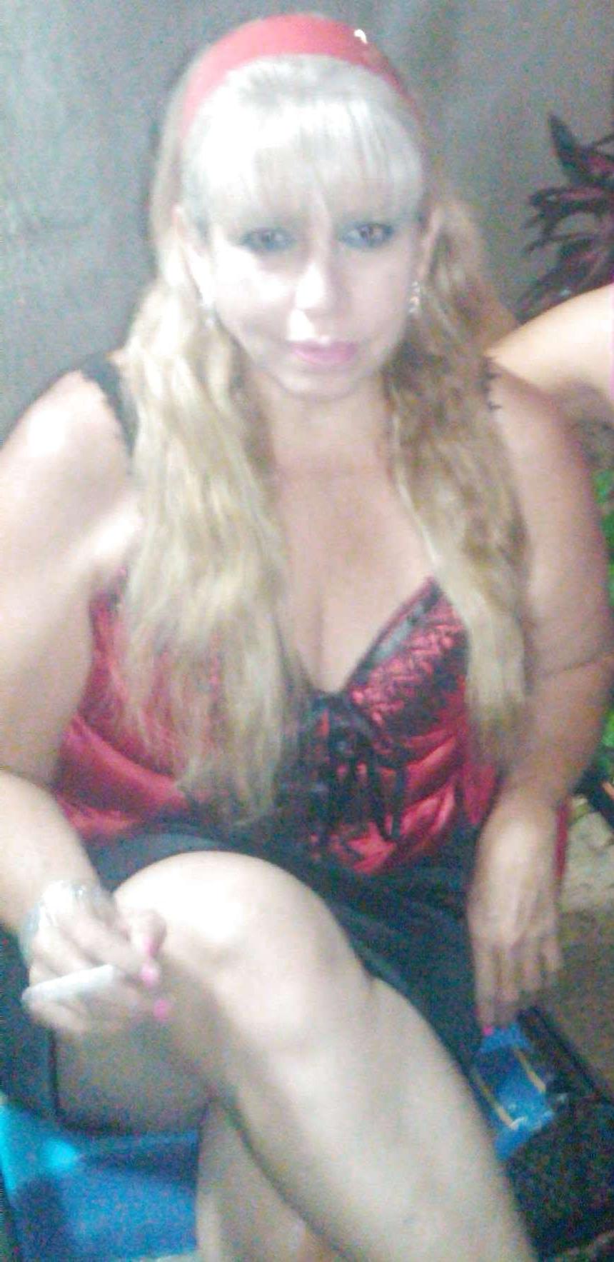 19P Sexy plump latin granny
