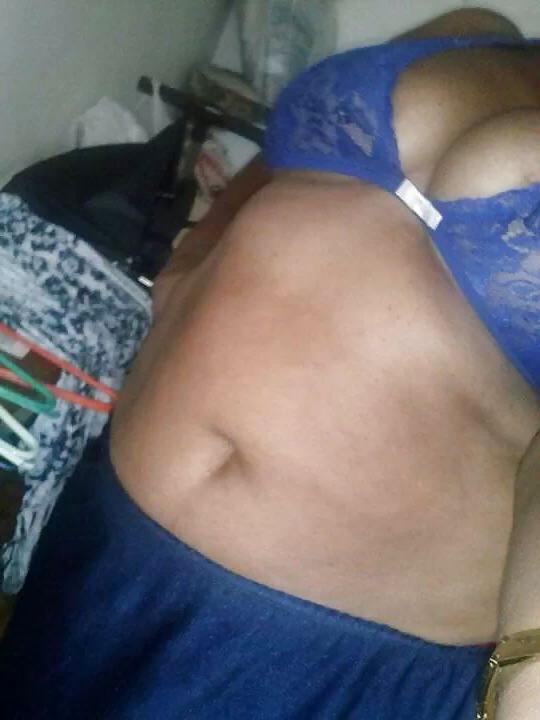 25P My nigga granny on webcam