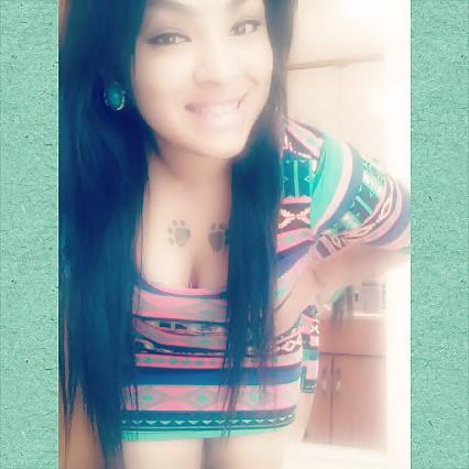 25P Yummy latina milf