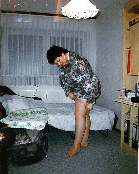 25P Russian upskirts 04