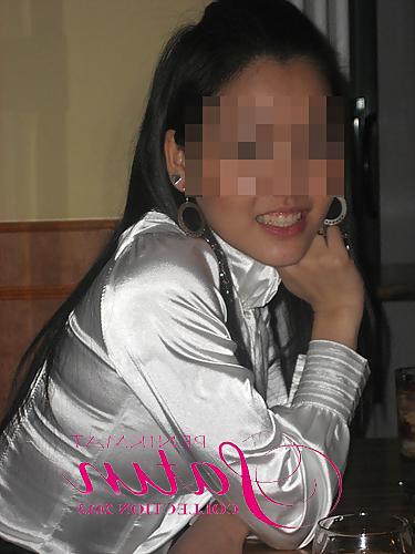 11P White blouse satin