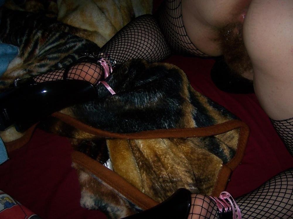 16P My Wife's hairy wet pussy 