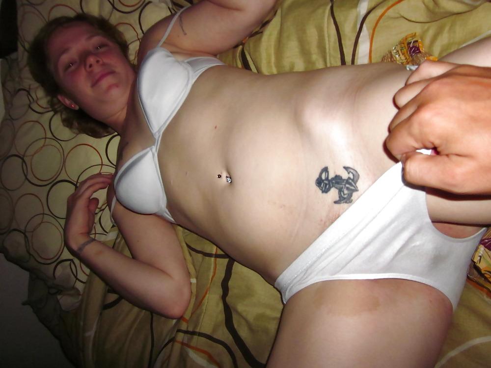 15P Baby wants your fingers in her
