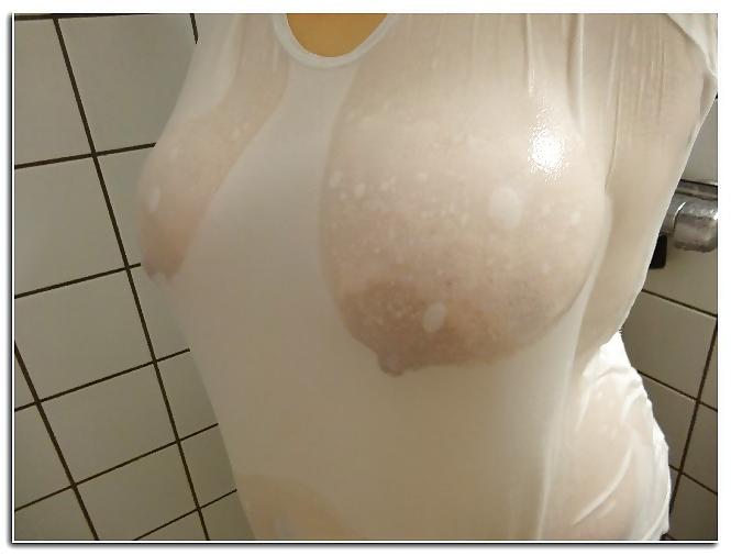 20P Wet T-shirt