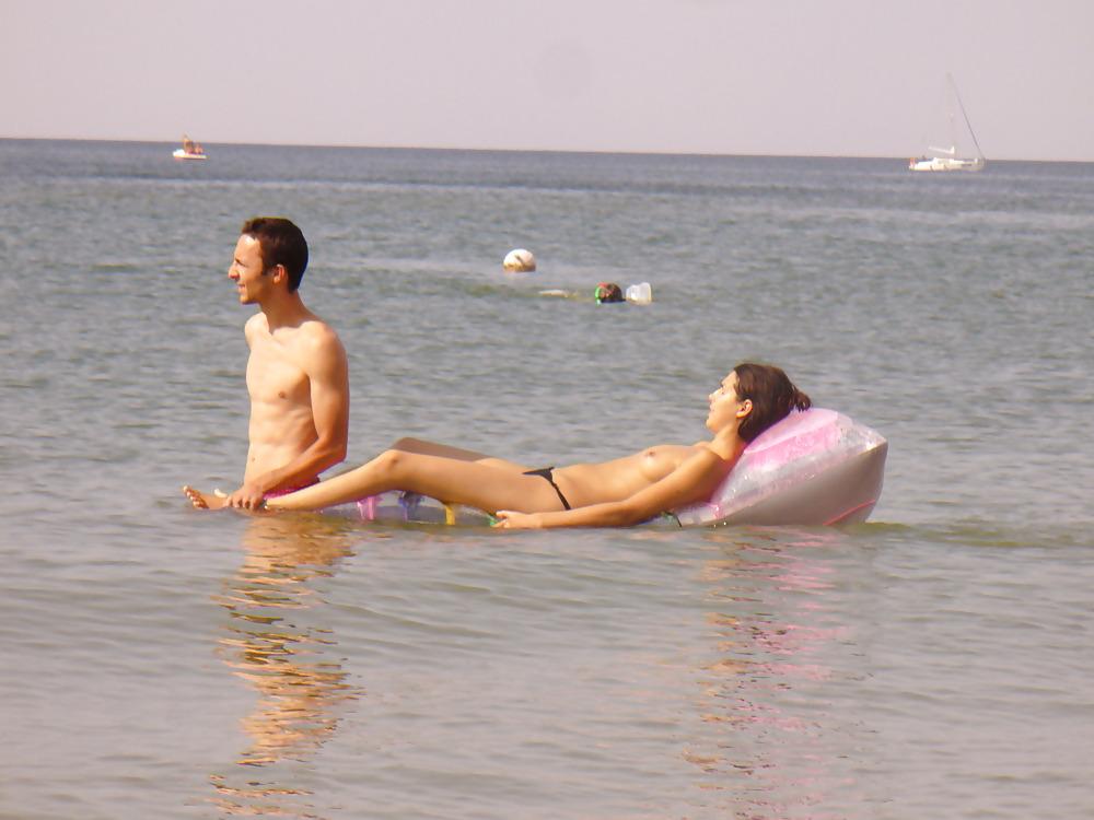 15P Bulgarian couple 1 (black sea)
