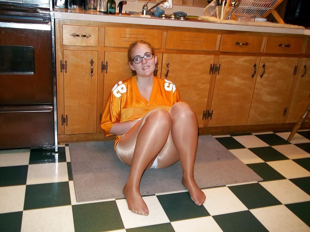 10P Pantyhose and Nylons 2