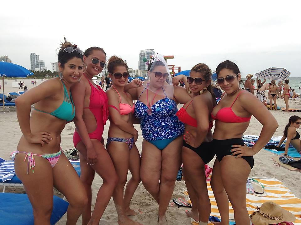 6P Latina cum dumpster 9 - which one would you fuck?