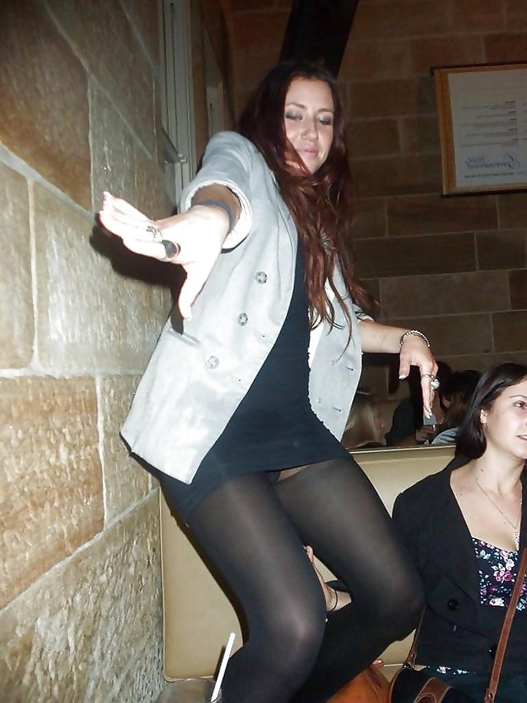 25P Nylon upskirt